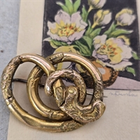 guldfarvet-snoet-slangeformet-antik-broche-ciceleret-vintage-nål